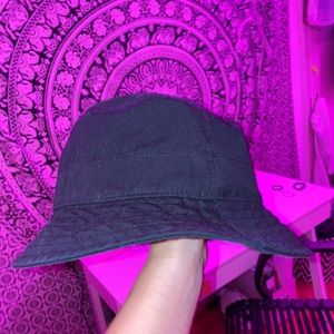 black bucket hat